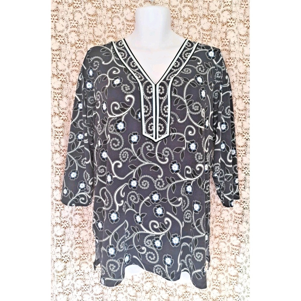 JM Collection Popover Tunic 2X Blue Floral 3/4 Sleeve‎ Beaded Neckline Stretch